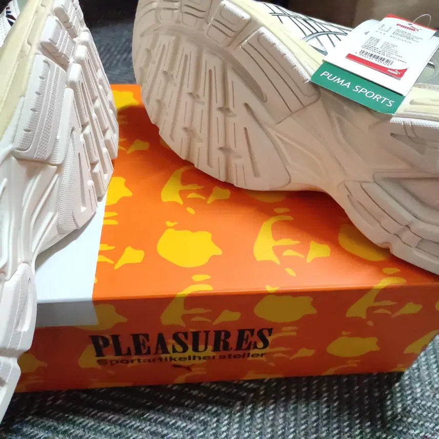 [BUNJANG] Puma x Pleasures Running Shoes 275mm / 푸마 x 플레져스 런닝화 275mm 새제품