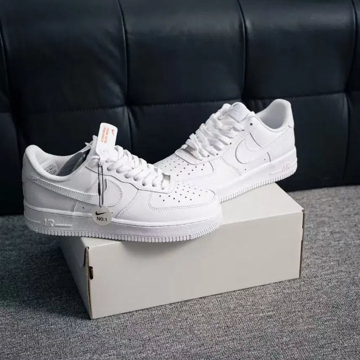 [BUNJANG] Nike Air Force 1 White Sneakers / 에어포스 1 공군 1