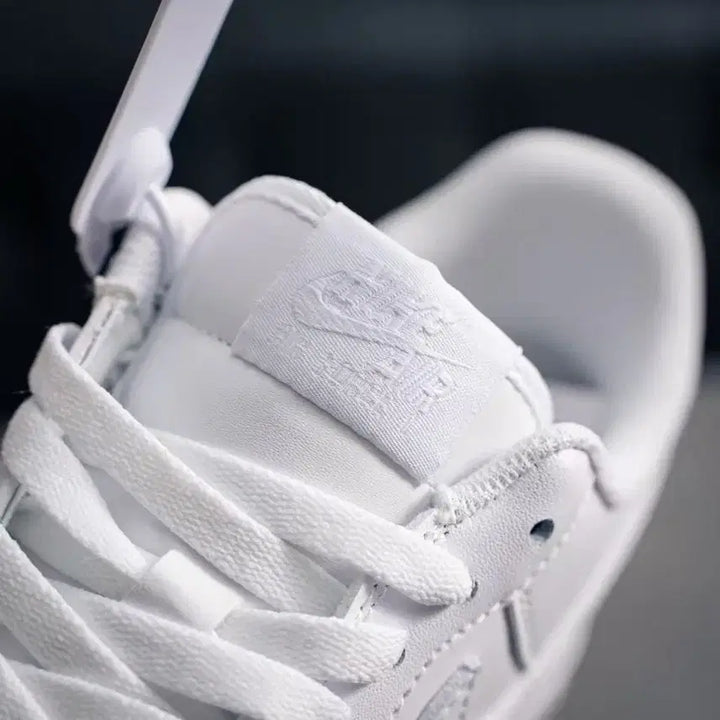 [BUNJANG] Nike Air Force 1 White Sneakers / 에어포스 1 공군 1