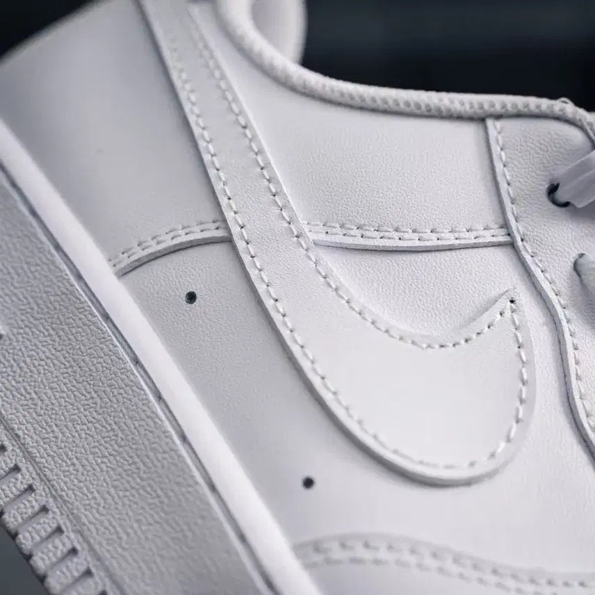 [BUNJANG] Nike Air Force 1 White Sneakers / 에어포스 1 공군 1