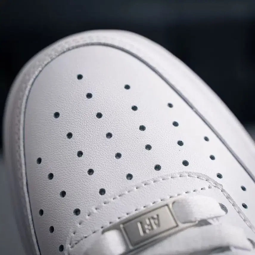 [BUNJANG] Nike Air Force 1 White Sneakers / 에어포스 1 공군 1