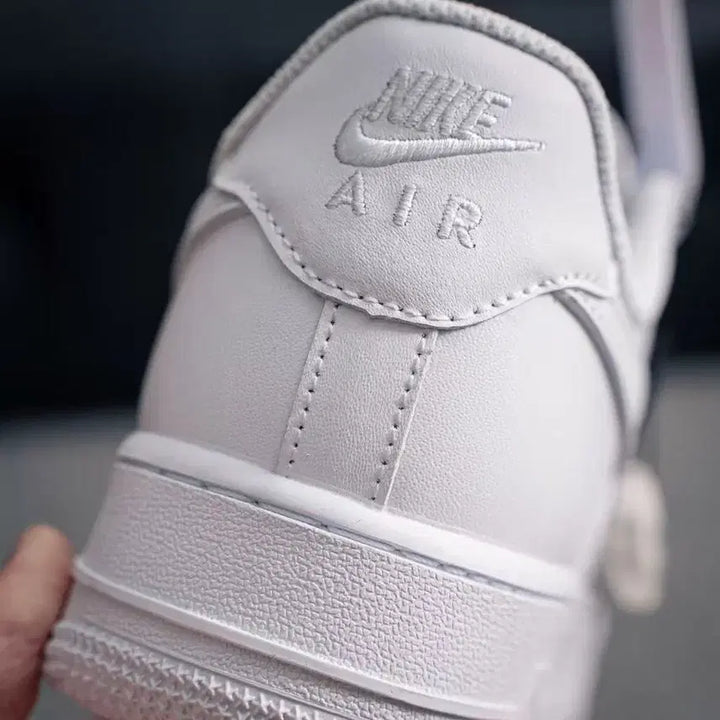 [BUNJANG] Nike Air Force 1 White Sneakers / 에어포스 1 공군 1