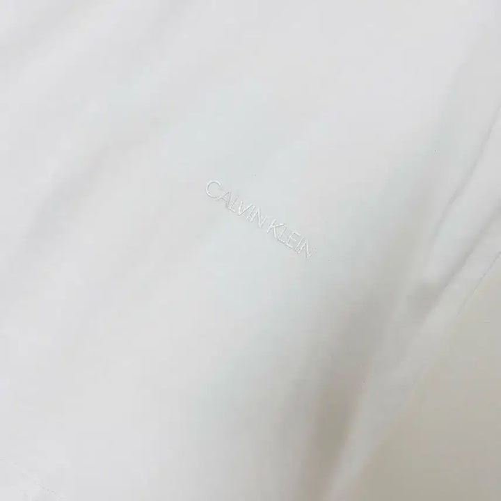 [SOLD OUT] Xs (160-170가능) 캘빈클라인 민소매 나시