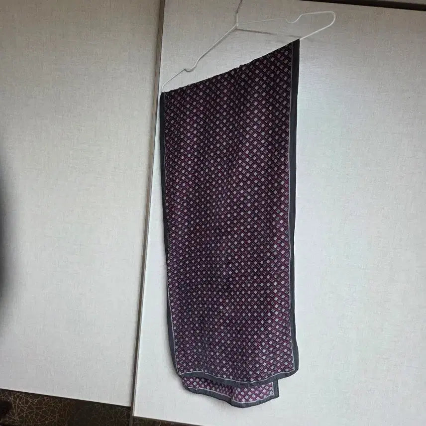 [BUNJANG] DAKS Check Pattern Silk Scarf / DAKS 체크 패턴 실크스카프