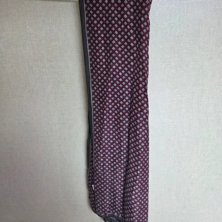 [BUNJANG] DAKS Check Pattern Silk Scarf / DAKS 체크 패턴 실크스카프