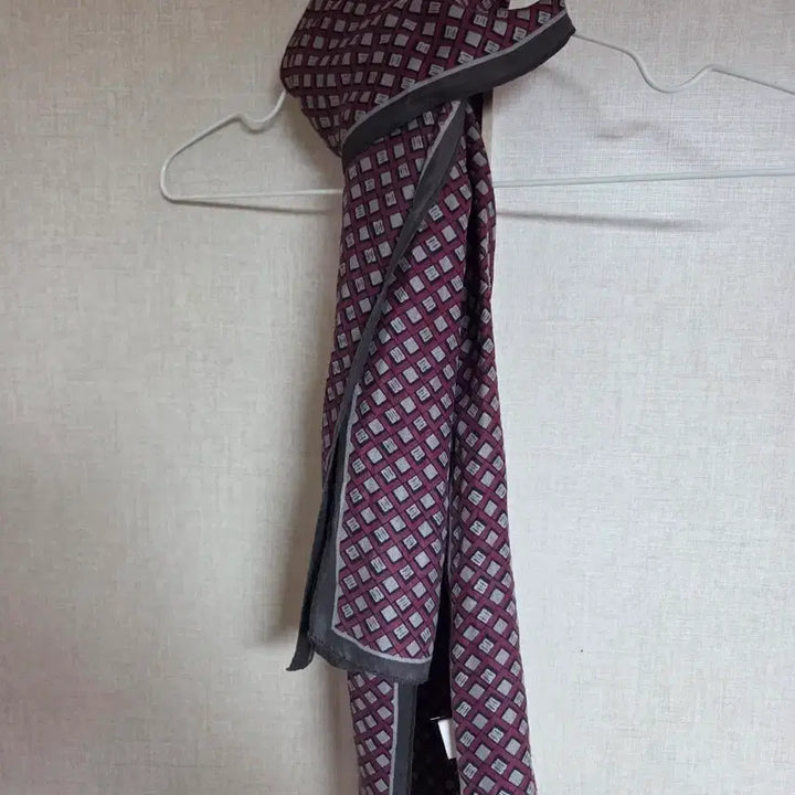 [BUNJANG] DAKS Check Pattern Silk Scarf / DAKS 체크 패턴 실크스카프