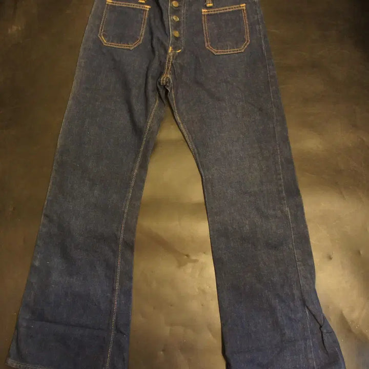 [BUNJANG] Vintage Denim Jeans / 1538 워싱청바지 구제청바지샵 때바지 빈티지데님연청 중청일자 리바이스