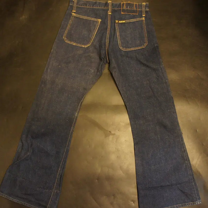 [BUNJANG] Vintage Denim Jeans / 1538 워싱청바지 구제청바지샵 때바지 빈티지데님연청 중청일자 리바이스