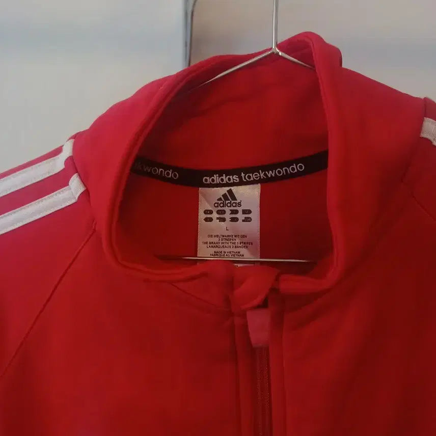 [BUNJANG] Adidas Red Tri-Stripe Track Jacket L / 아디다스 빨간색 삼선 트랙 자켓 L