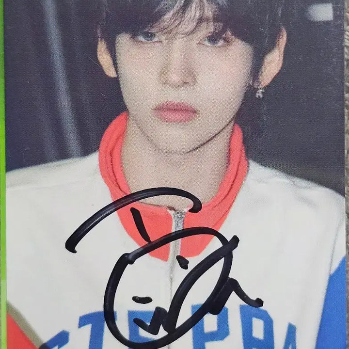 [BUNJANG] Towa Signed Object Album Identity IDNTT Yesweare / 토와 싸인 옵젝 오브젝트 앨범 oma 아이덴티티 idntt 예스위아