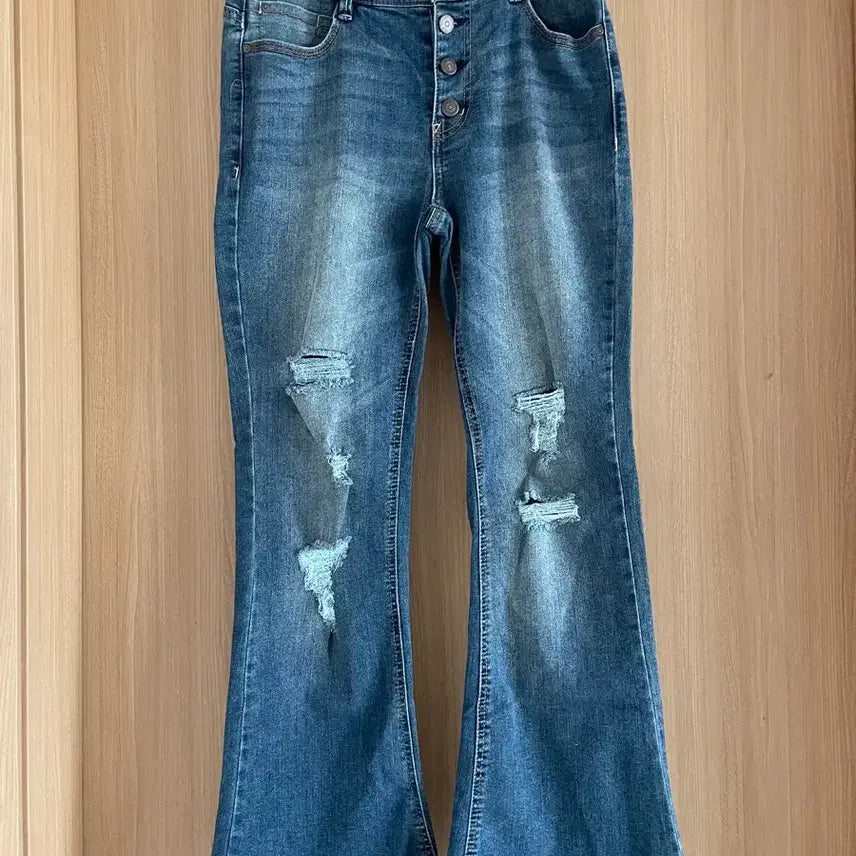 [BUNJANG] Y2K High-Waist Bootcut Jeans / Y2K 스타일 하이웨스트 부츠컷 청바지
