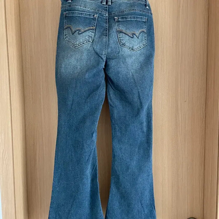 [BUNJANG] Y2K High-Waist Bootcut Jeans / Y2K 스타일 하이웨스트 부츠컷 청바지