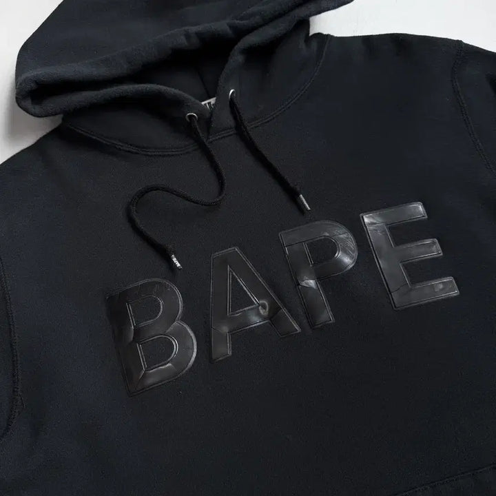 [BUNJANG] Bape Acrylic Arch Logo Hoodie / 베이프 아크릴 아치로고 후드티