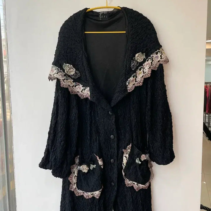 [BUNJANG] Ekumi Vintage Embroidered Lace Cardigan / 에쿠미 빈티지 자수 레이스 가디건