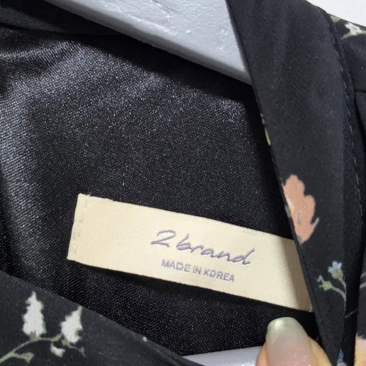 [BUNJANG] Black Floral Long Sleeve Chiffon Dress / 블랙 플라워 롱 슬리브 쉬폰 원피스 여 85. 0326