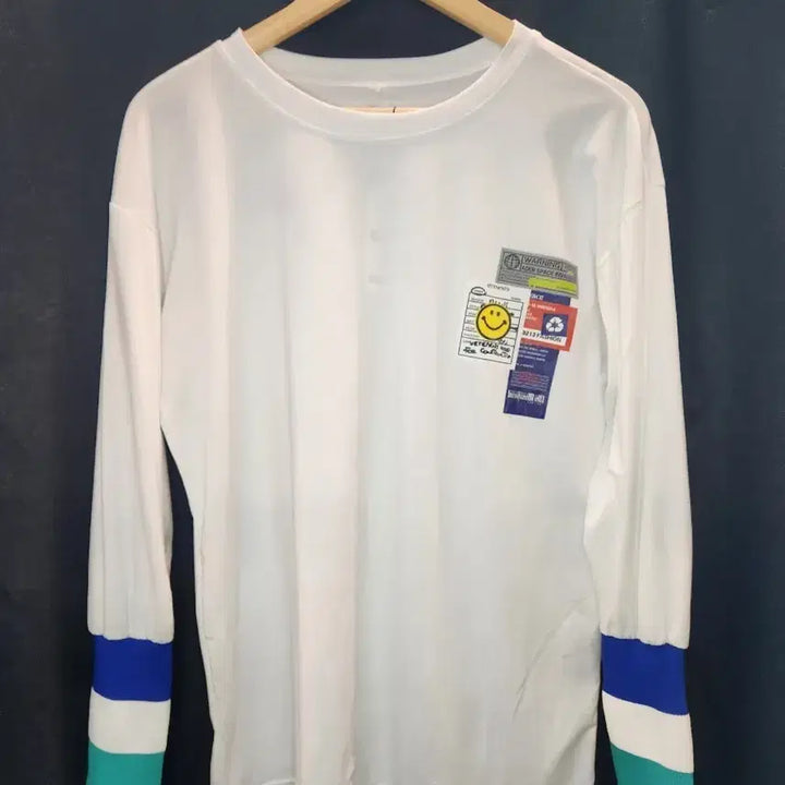 [SOLD OUT] 화이트 프린팅 긴팔 티셔츠