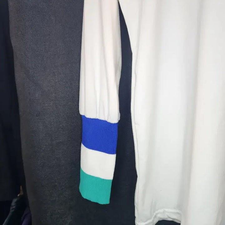 [SOLD OUT] 화이트 프린팅 긴팔 티셔츠