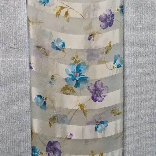 [BUNJANG] Hanae Mori Sky Blue Floral Silk Scarf / Hanae Mori 하늘색 패턴 스카프