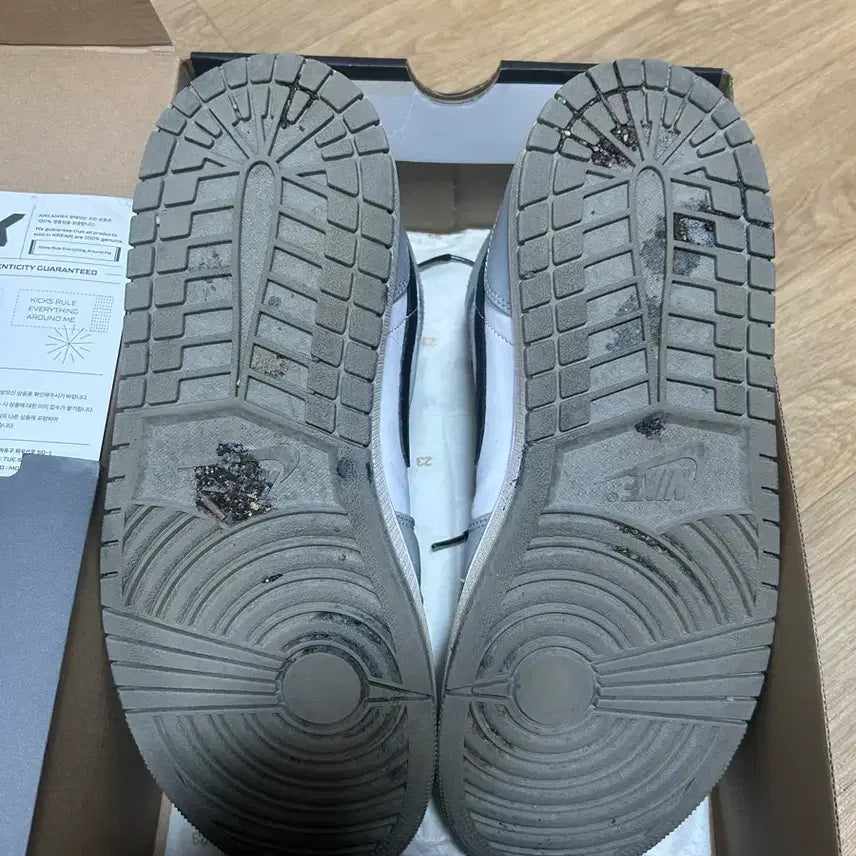 [BUNJANG] Air Jordan 1 Mid Gray/White Sneakers / [295] 에어조던1 미드 그레이/화이트 KREAM 택포함