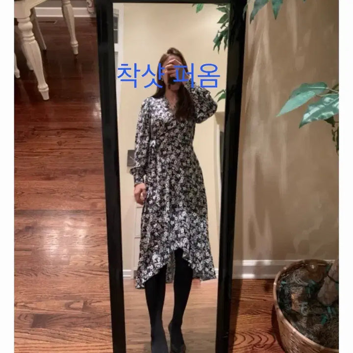 [BUNJANG] Lauren Ralph Lauren Floral Navy Dress / 로렌 랄프로렌 플라워 원피스