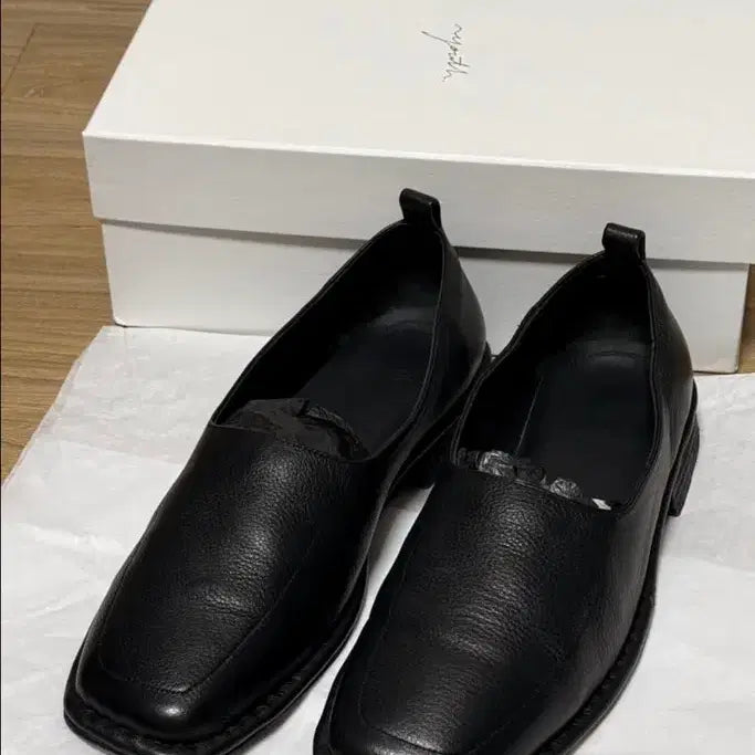 [BUNJANG] YOUTH Square Toe Black Leather Loafers / 스퀘어토 소가죽 블랙 로퍼