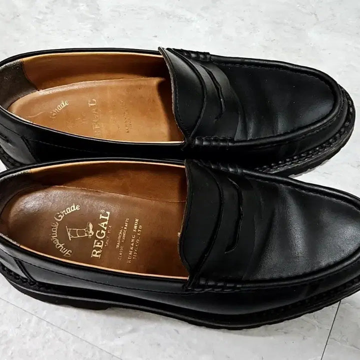[BUNJANG] Regal Black Penny Loafers Men&