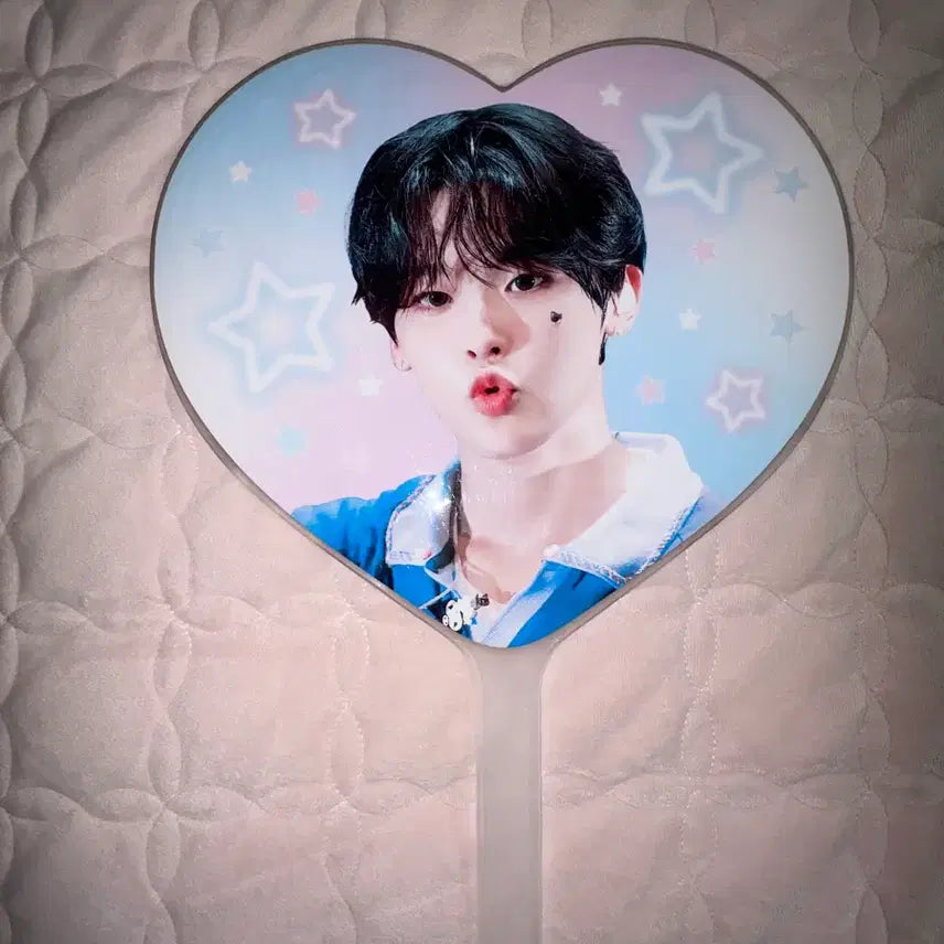 [BUNJANG] Riku Uchiwa Heart Fan / 리쿠 우치와 하트 부채