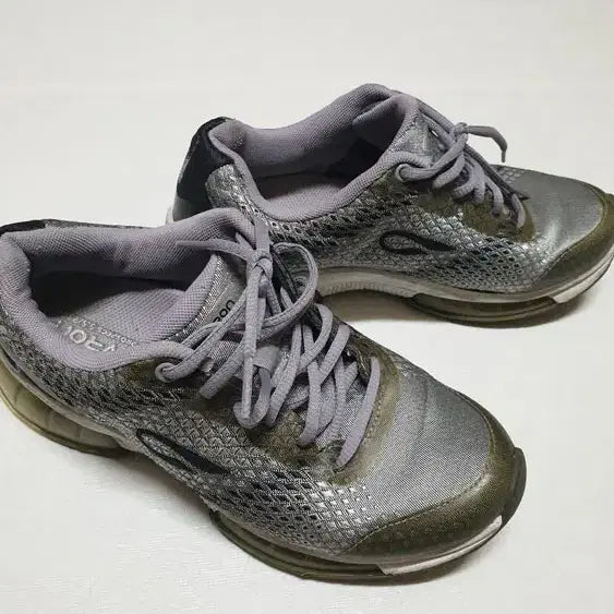 [BUNJANG] Running Shoes Gray 235 / 런닝화 235/Gray (착샷O)