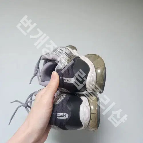 [BUNJANG] Running Shoes Gray 235 / 런닝화 235/Gray (착샷O)