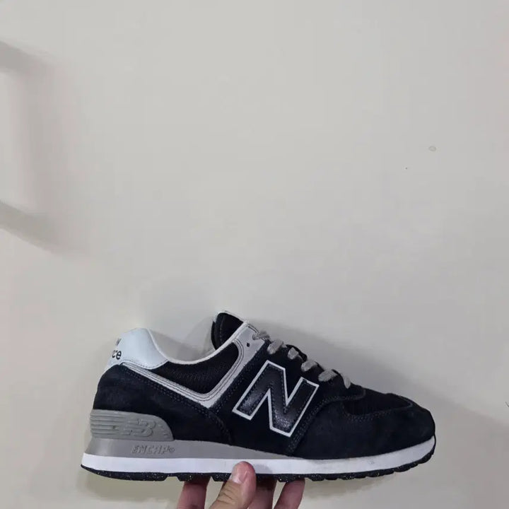 [BUNJANG] New Balance 574 Classic "Greenleaf" ML574EVB Black / [270] 뉴발란스 574 그린리프 클래식 블랙