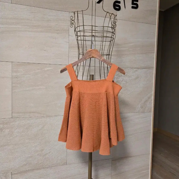 [BUNJANG] SYSTEM Off-Shoulder Knit Top / [F/90] SYSTEM 시스템 오프숄더 니트