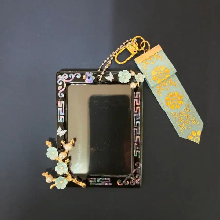 [BUNJANG] Handmade Mother-of-Pearl Danggi Keyring / 자개탑꾸 댕기키링