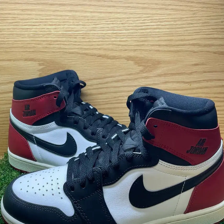 [BUNJANG] Nike Air Jordan 1 Retro High OG Black Toe Sneakers / 나이키 에어 조던 1 레트로 하이 OG 블랙토