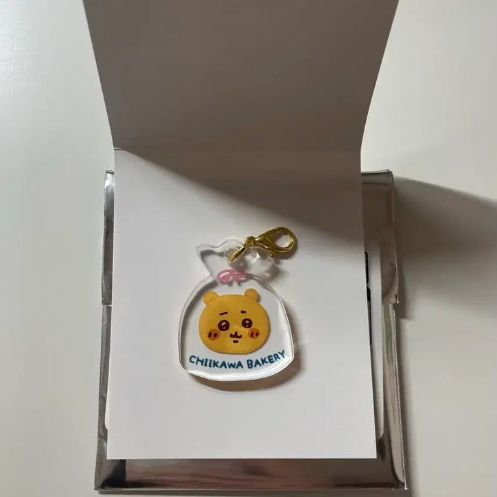 [BUNJANG] Chiikawa Bakery Charm Keychain / 치이카와 베이커리 키링 참