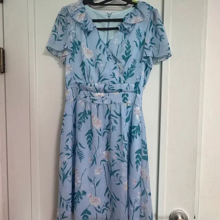 [BUNJANG] Jkook Floral Midi Dress / 쥬크 원피스 (새상품)