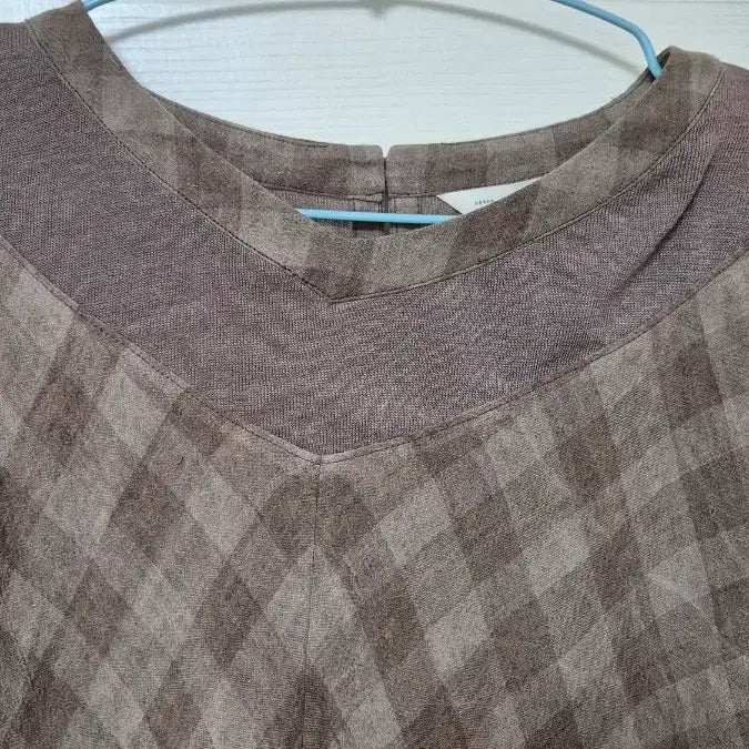 [BUNJANG] Lee Sae Check Pattern 3/4 Sleeve Blouse / 이새 칠부 블라우스