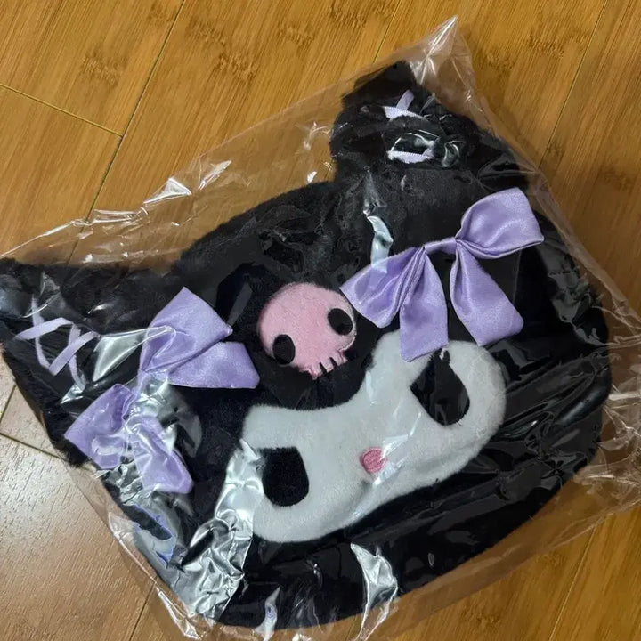 [BUNJANG] Sanrio Kuromi C Prize Hand Pouch / 산리오 쿠로미 쿠지 c상 핸드 파우치입니다