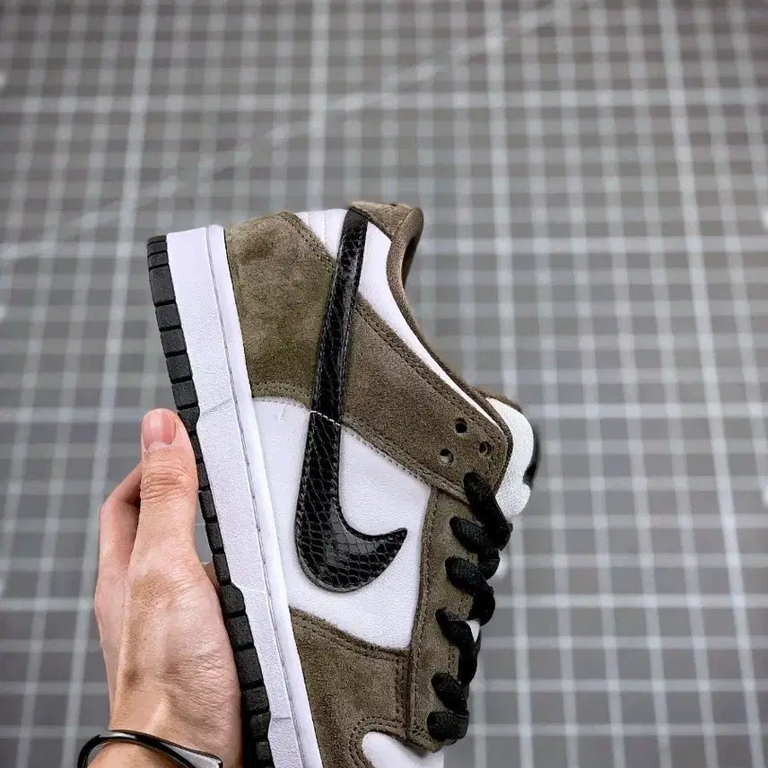 [BUNJANG] Nike SB Dunk Low Basketball Shoes (275) / 나이키 SB 덩크 로우 농구화 사이즈:275