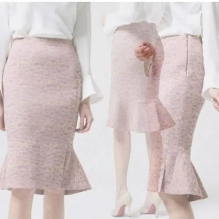 [BUNJANG] The Silhouette Spring Jacquard Skirt / 더실루엣 스프링 자가드 스커트