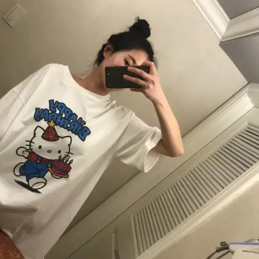 [BUNJANG] Kitty White T-shirt / 무배/키티반팔. 수입