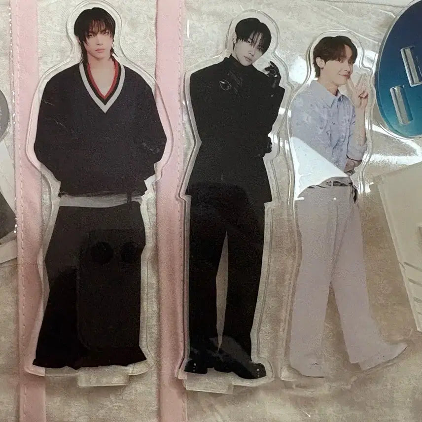 [BUNJANG] Nicholas Acrylic Bundle Set / 니콜라스 아크릴 일괄 양도