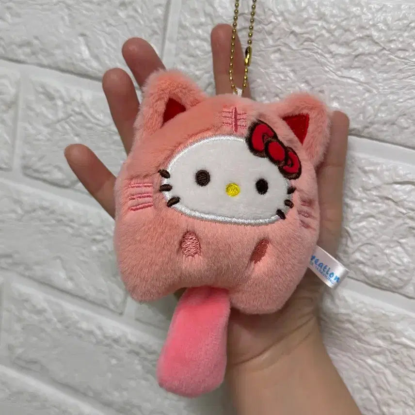 [BUNJANG] Sanrio Hello Kitty Pink Plush Keychain / 산리오 헬로키티 핑크색 인형 키링/ 쿠로미/배드마루