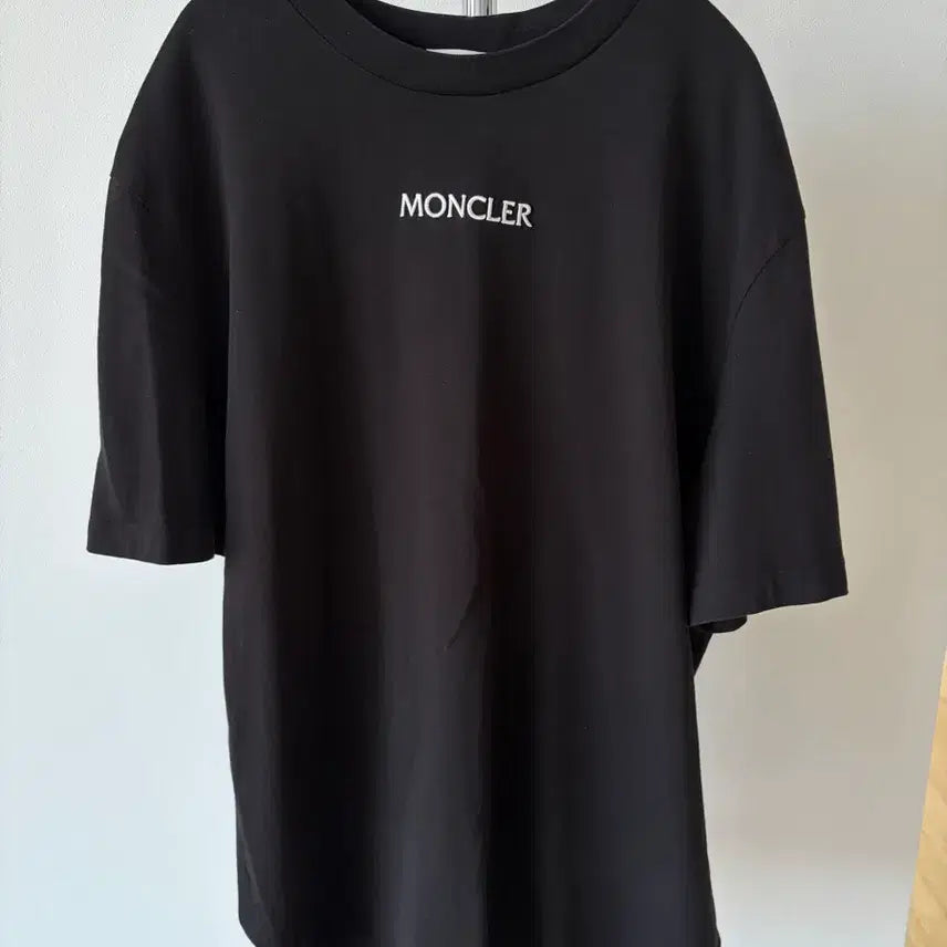 [BUNJANG] Moncler Short Sleeve T-shirt / 몽클레어 반팔