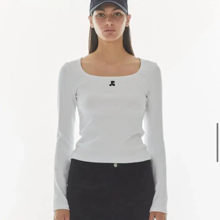 [BUNJANG] Rest &amp; Recreation Square Neck Long Sleeve - White / 레스트앤레크레이션 스퀘어 넥 롱 슬리브 - 화이트