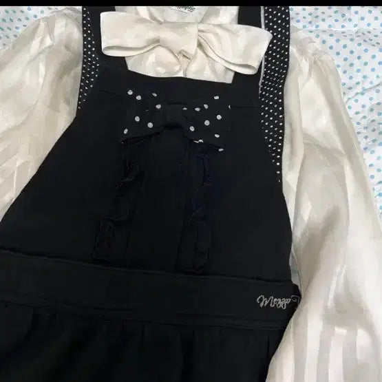 [SOLD OUT] 메조피아노 멜빵 도트 원피스 mezzo piano