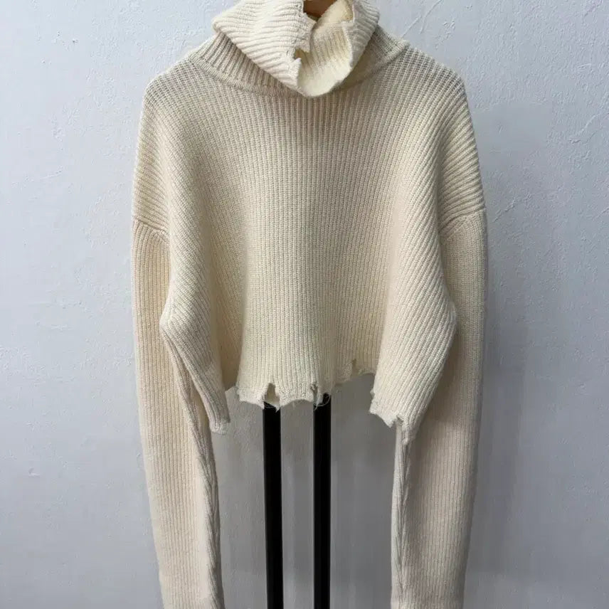 [BUNJANG] System 23SS Oversized Crop Knit Sweater / 정품) 시스템 한섬 23ss 오버핏 크롭 데미지 니트 스웨터 90