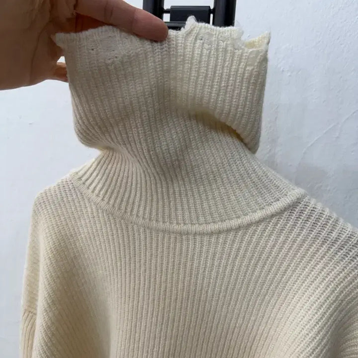 [BUNJANG] System 23SS Oversized Crop Knit Sweater / 정품) 시스템 한섬 23ss 오버핏 크롭 데미지 니트 스웨터 90