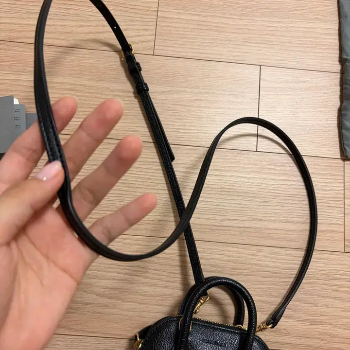 [BUNJANG] Balenciaga Ville Top Mini Handle Bag Black / 발렌시아가 빌탑 미니 핸들백 블랙