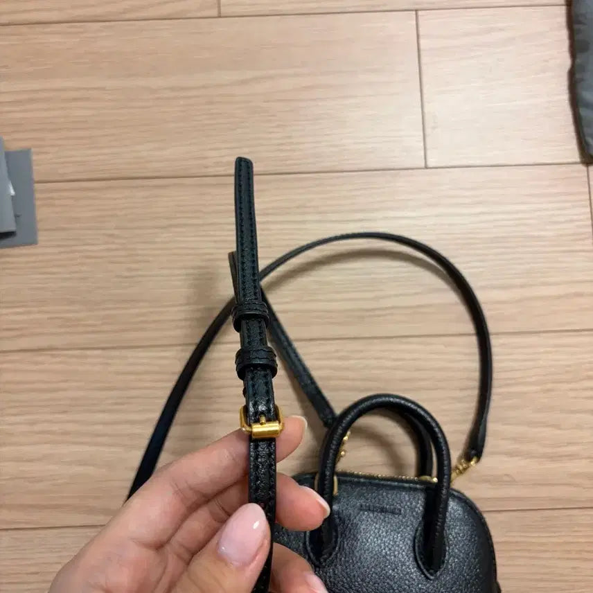 [BUNJANG] Balenciaga Ville Top Mini Handle Bag Black / 발렌시아가 빌탑 미니 핸들백 블랙