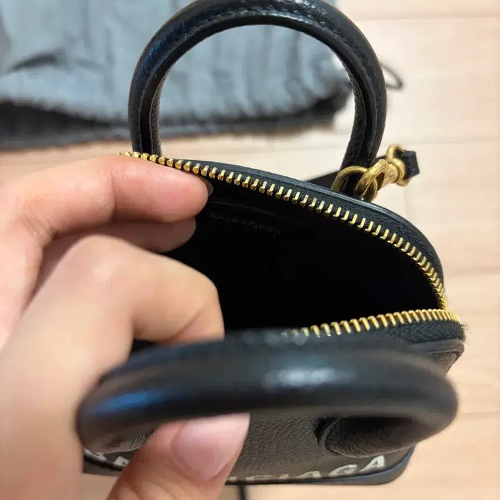 [BUNJANG] Balenciaga Ville Top Mini Handle Bag Black / 발렌시아가 빌탑 미니 핸들백 블랙